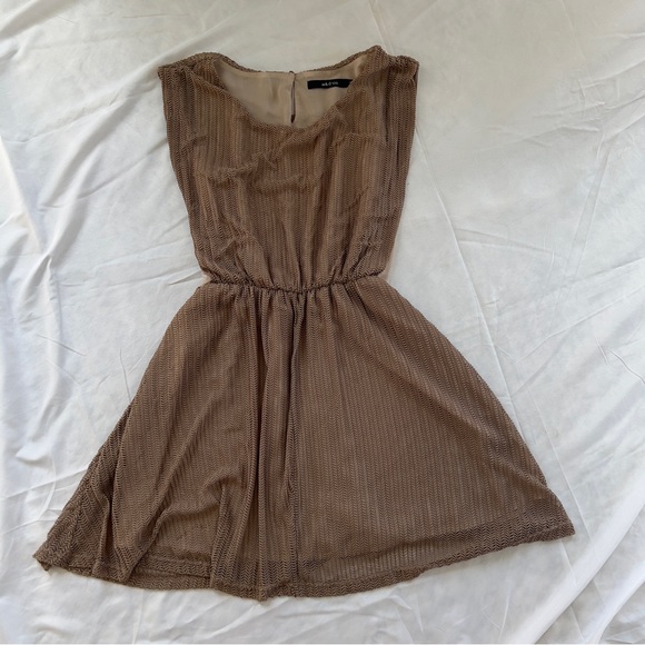 Tan Dress Sz Small - Picture 6 of 6